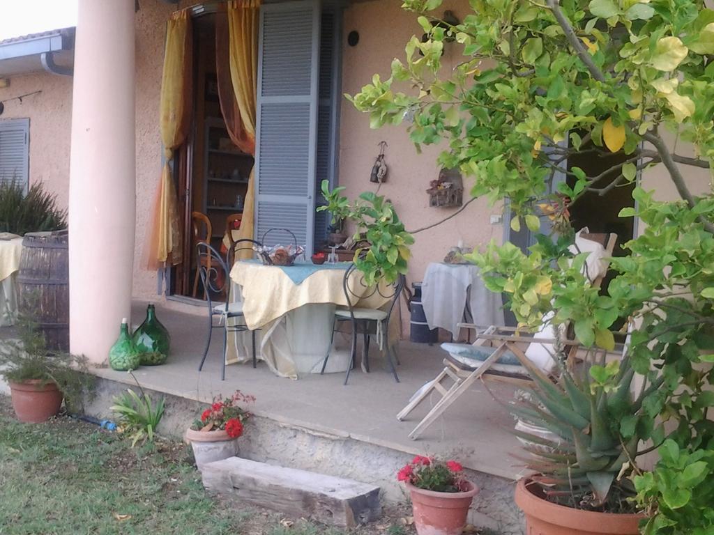 Guest House Villa Di Judighes Cerveteri Exteriör bild