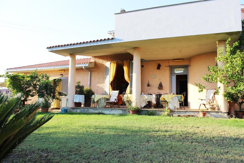 Guest House Villa Di Judighes Cerveteri Exteriör bild