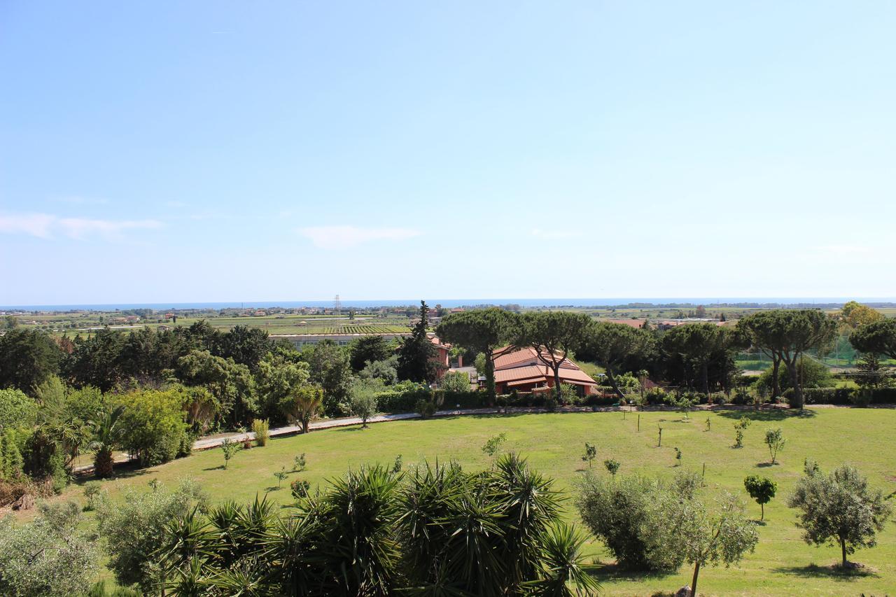 Guest House Villa Di Judighes Cerveteri Exteriör bild